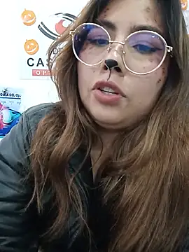 Sofia_Honey1: διαδικτυακό σόου στην κάμερα