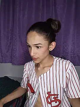Twink_fem-boy Webcamshow