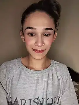Twink_fem-boy Webcam-Show