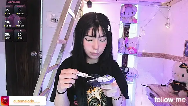 Melody-chers' Live XXX Chat