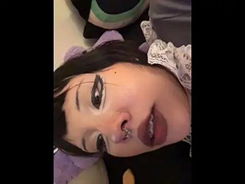 Kitty_yukimura Webcam Show