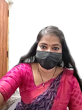 Chatroom XXX en direct de tamil_Sigappu_Roja