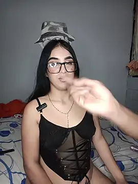 Bigtiti01 webkamerás műsora