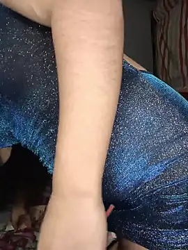 Show modela Bigtiti01 na web-kameri