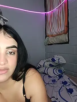 Bigtiti01 Webcam Show