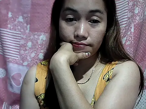 CreamyPussy30 – live chatrum
