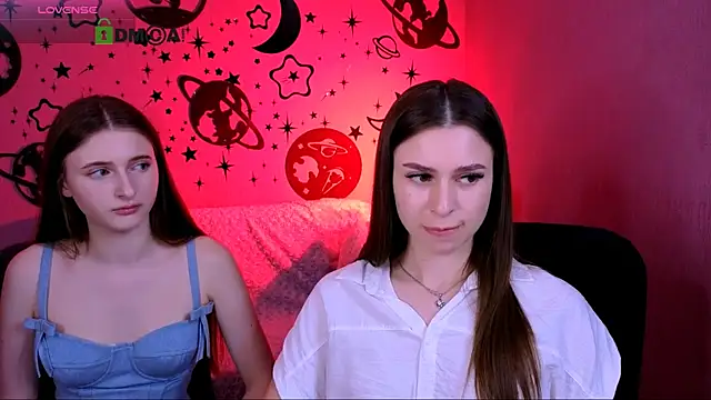Show modela nekky_mouse na web-kameri