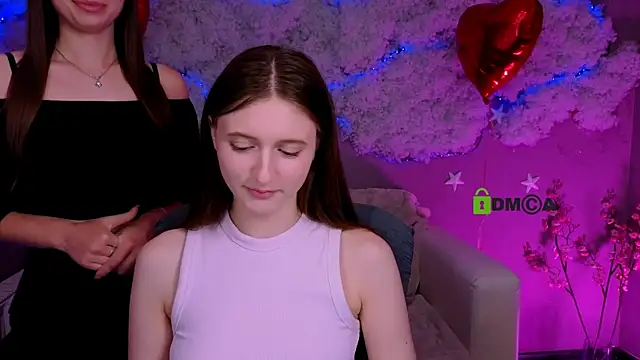 Show modela nekky_mouse na web-kameri