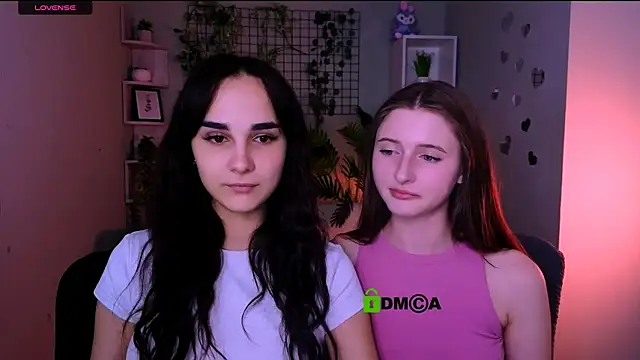 Show modela nekky_mouse na web-kameri