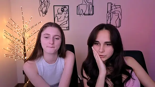 Show modela nekky_mouse na web-kameri