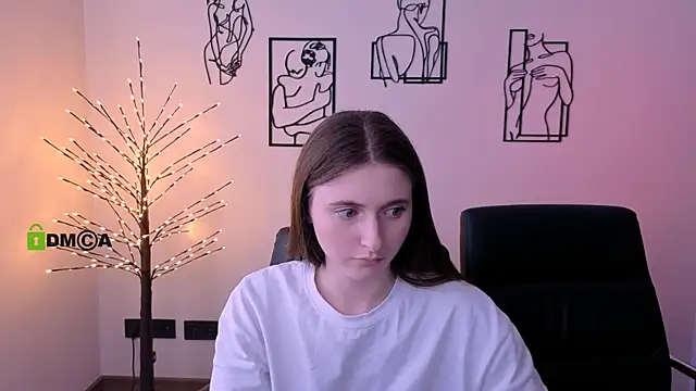 Show modela nekky_mouse na web-kameri