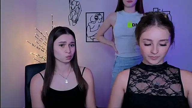 Show de nekky_mouse na webcam