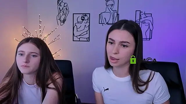 แชท XXX สดของ nekky_mouse