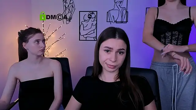 Show modela nekky_mouse na web-kameri