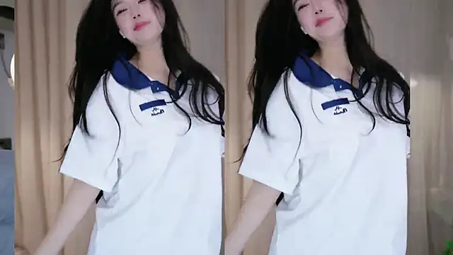 Cecily Adlı Modelin Web Kamerası Şovu