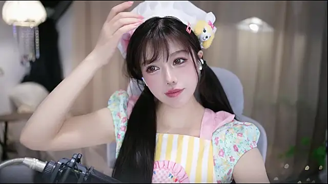 Cecily's Webcam Show