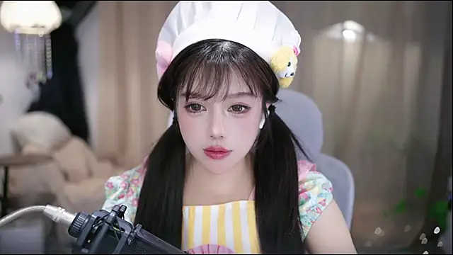 Cecily's Webcam Show