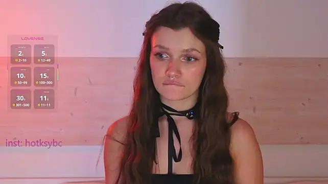 Hot_ksy élő XXX-chatje