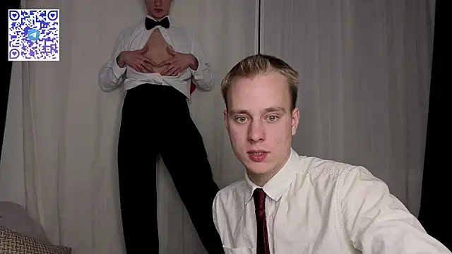 Kevin_Young_Cat Adlı Modelin Web Kamerası Şovu
