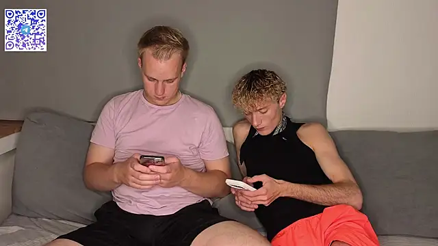 Kevin_Young_Cat Webcam-Show