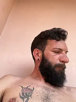 Pokazy przed kamerką – Michel_huge