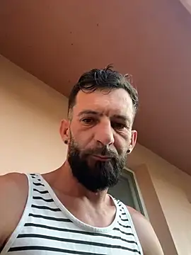 Show modela Michel_huge na web-kameri