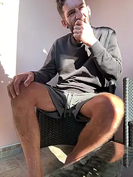 הופעת וובקאם של Michel_huge