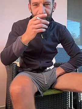 عرض كام Michel_huge