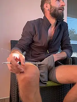 הופעת וובקאם של Michel_huge