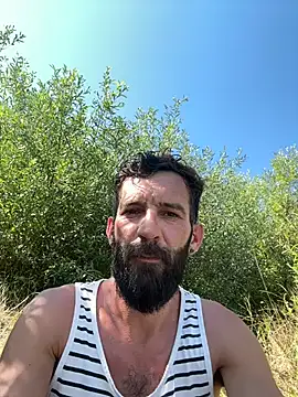 Michel_huge Show in webcam