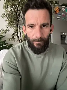 Michel_huge webcam show