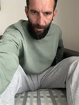 Michel_huge Adlı Modelin Web Kamerası Şovu