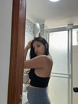 Camila_Bustamante's Live XXX Chat