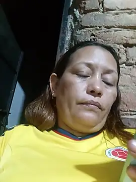 marinita13 Adlı Modelin Canlı XXX Sohbeti