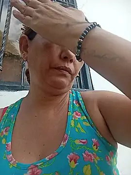Chat +18 de marinita13 ao vivo