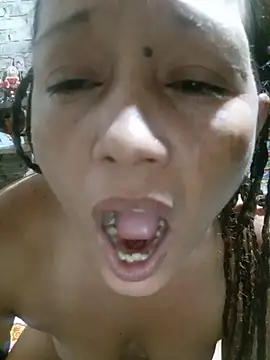 marinita13 Pertunjukan Webcam