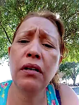 marinita13's Live XXX Chat