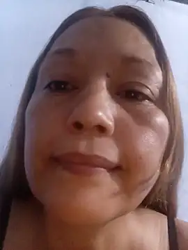 marinita13 Adlı Modelin Canlı XXX Sohbeti