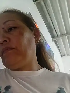 marinita13 Adlı Modelin Canlı XXX Sohbeti