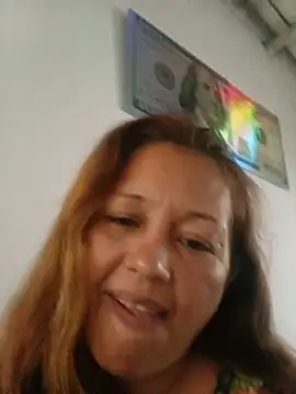 marinita13's Live XXX Chat