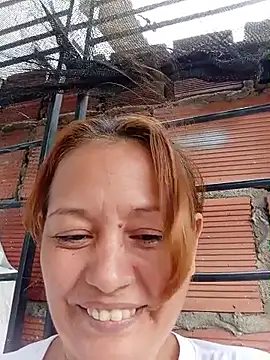 marinita13 XXX чат на живо