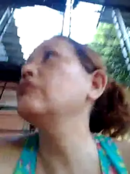 צ'אט XXX בשידור חי של marinita13