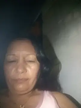marinita13 Adlı Modelin Canlı XXX Sohbeti