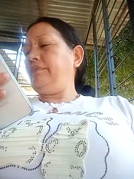 marinita13's Live XXX Chat