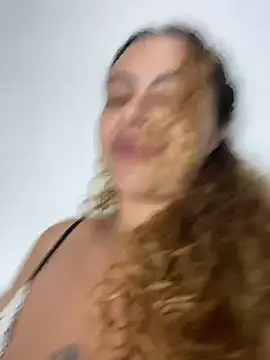 Chloe_Leaozinho's Webcam Show