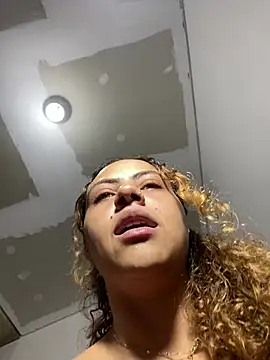 Show de Chloe_Leaozinho na webcam