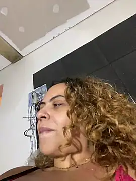 Chloe_Leaozinho 现场XXX聊天