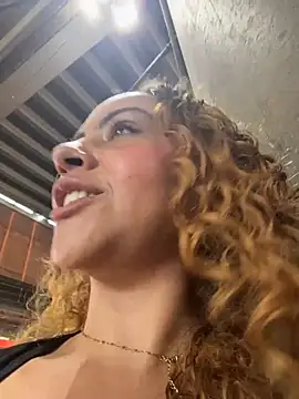Show de Chloe_Leaozinho na webcam