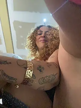 Chloe_Leaozinho 网络视讯表演