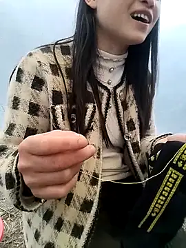 Tiyir597 Show in webcam